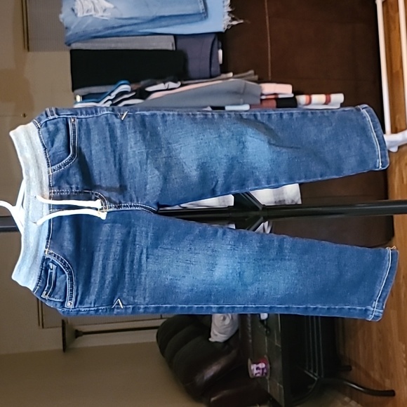 3T Toddler Cat& Jack Straight Jeans - Picture 2 of 8